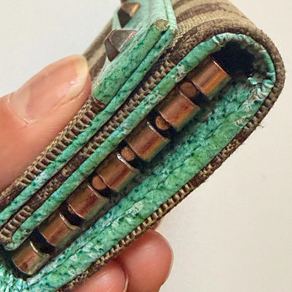 Gucci Canvas Key Case with Turquoise Trim and Gold Studs (COA included) - Picture 9 of 12